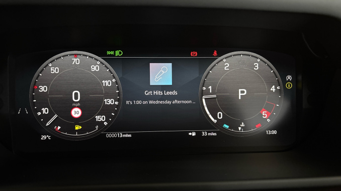 Land Rover Defender 3.0 D250 X-Dynamic HSE 110 5dr Auto Diesel Estate - Image 16